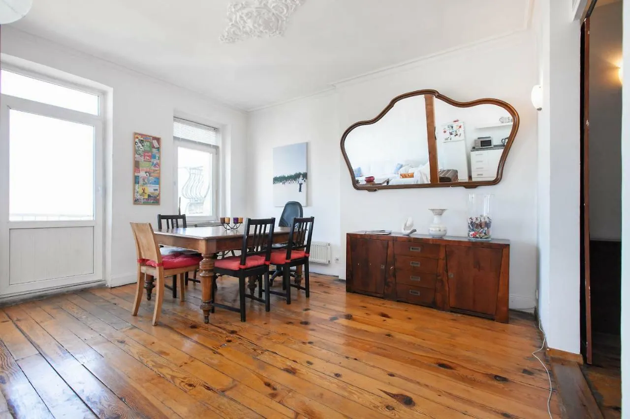 Ev - 3Bed In Cihangir With Stunning View Lägenhet Istanbul