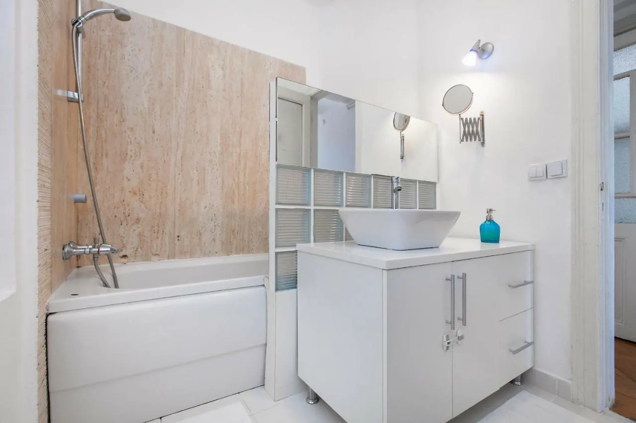 Ev - 3Bed In Cihangir With Stunning View Lägenhet Istanbul