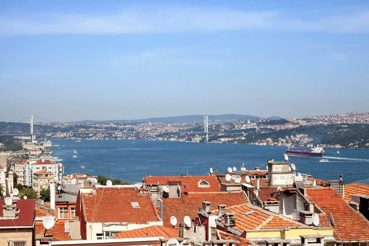 Ev - 3Bed In Cihangir With Stunning View Lägenhet Istanbul Turkiet