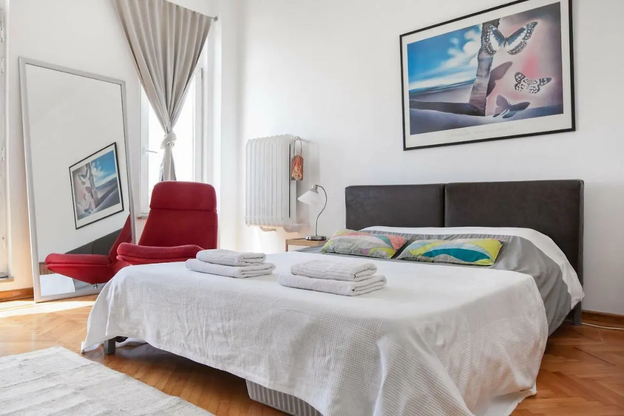 Ev - 3Bed In Cihangir With Stunning View Lägenhet Istanbul