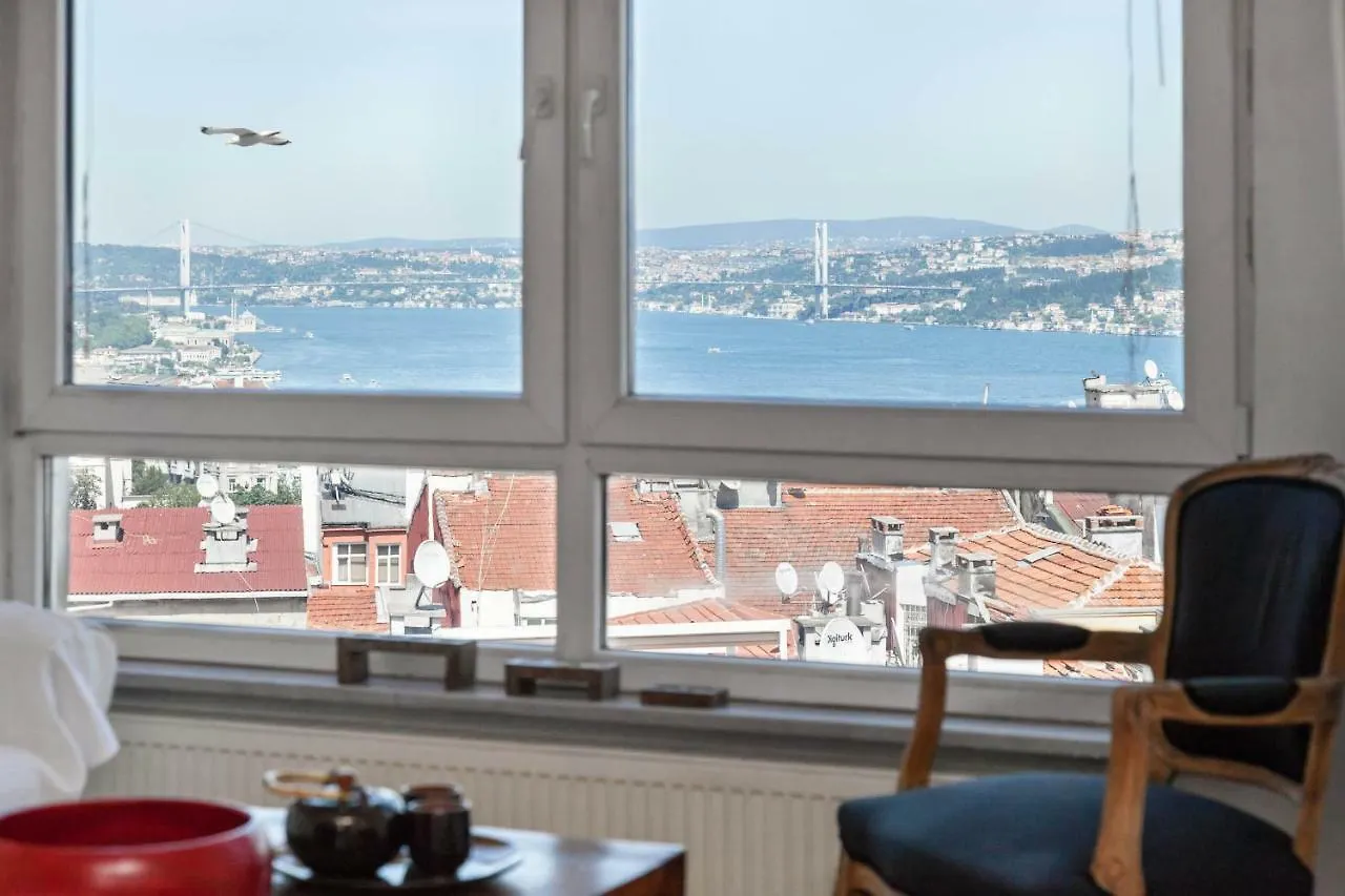 Ev - 3Bed In Cihangir With Stunning View Lägenhet Istanbul
